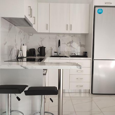 Elegant & Modern Apartment Near To Athens Riviera Piräus Exterior foto